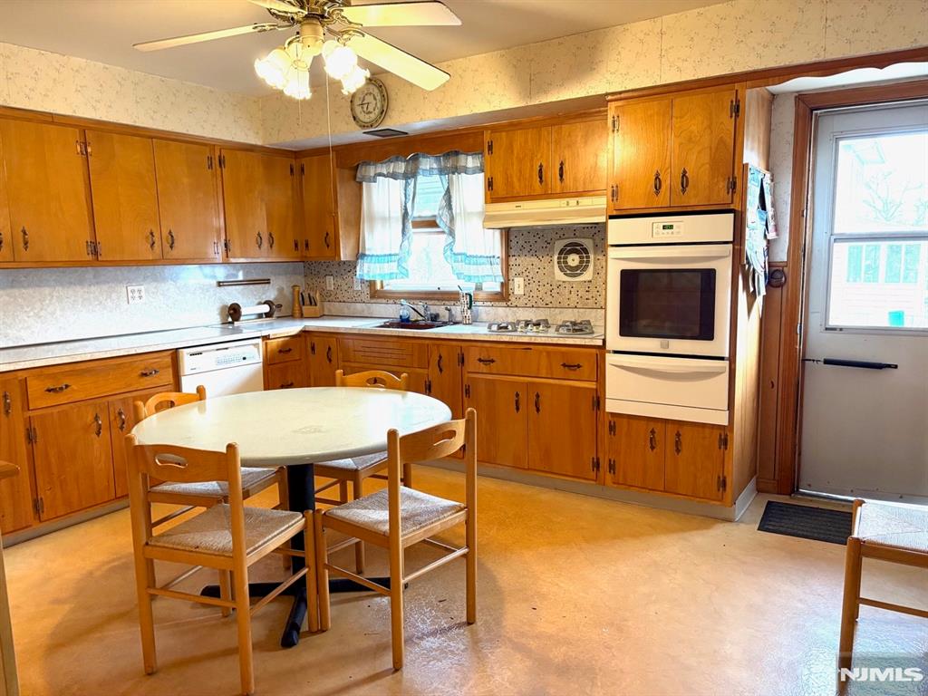 401 Stuyvesant Avenue