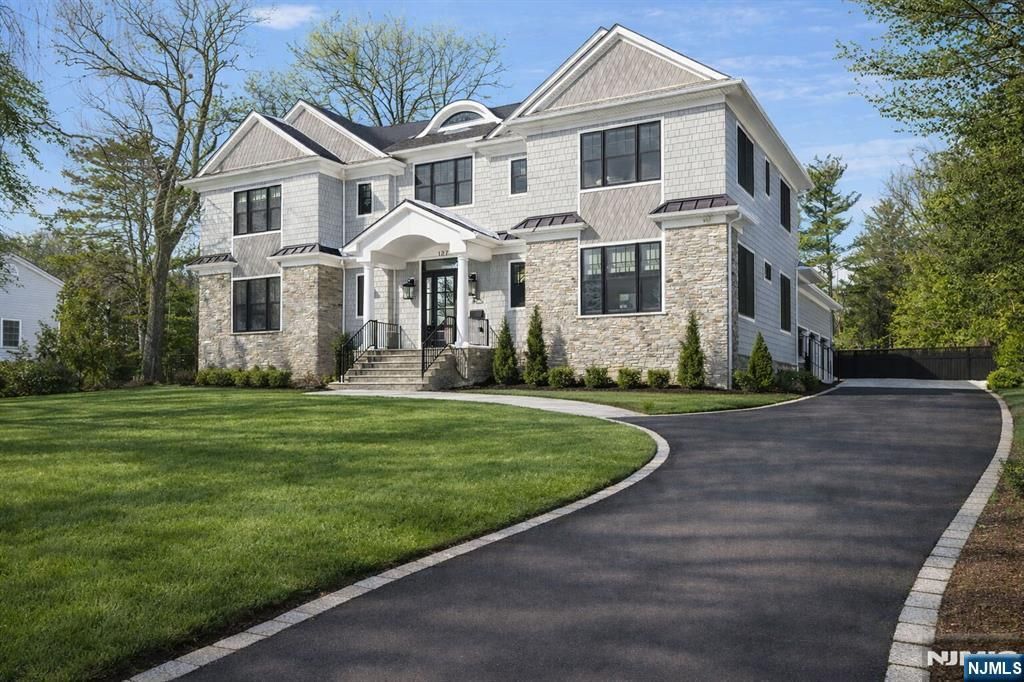 Photo of 127 Stewart Road, Millburn, NJ 07078 (MLS # 26005665)