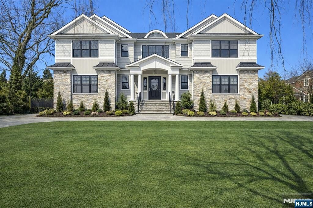 Photo of 127 Stewart Road, Millburn, NJ 07078 (MLS # 26005665)