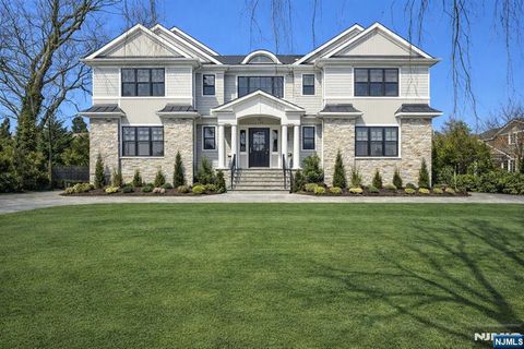 127 Stewart Road Millburn NJ 07078