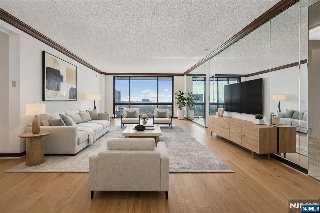 1512 Palisade Avenue 16L