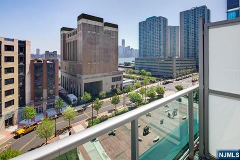 Photo of 20 Newport Pkwy #617, Jersey City, NJ 07310 (MLS # 26000732)