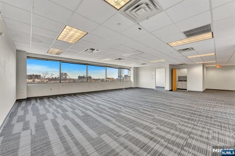 Photo of 2200 Fletcher Avenue #610, Fort Lee, NJ 07024 (MLS # 26035453)