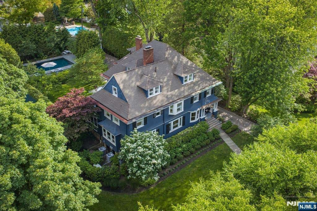 Photo of 162 Union Street, Montclair, NJ 07042 (MLS # 26019757)
