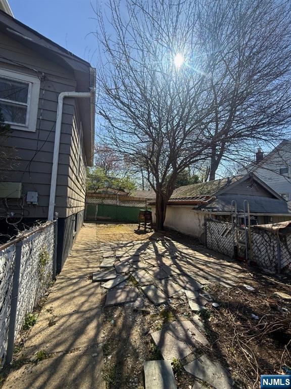 12 Hillcrest Road