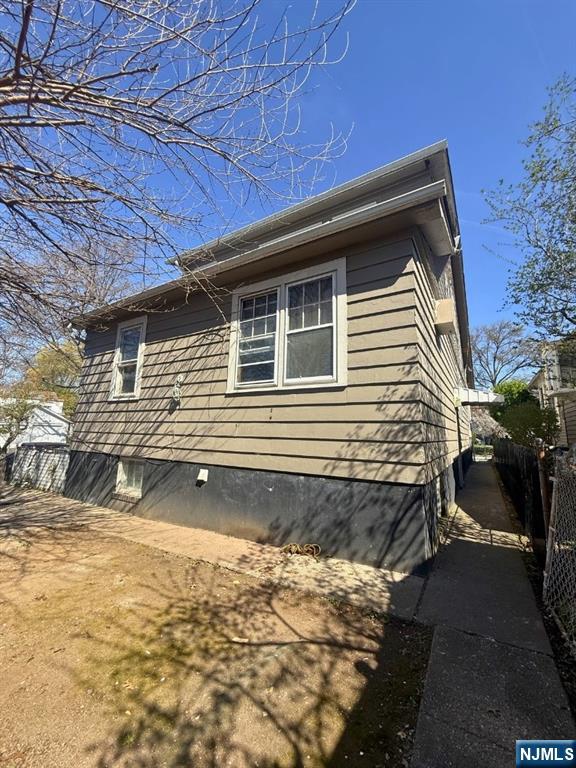 12 Hillcrest Road