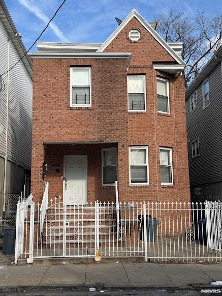 158 Wilkinson Avenue, Jersey City, New Jersey - 6 Bedrooms  
4 Bathrooms  
12 Rooms - 