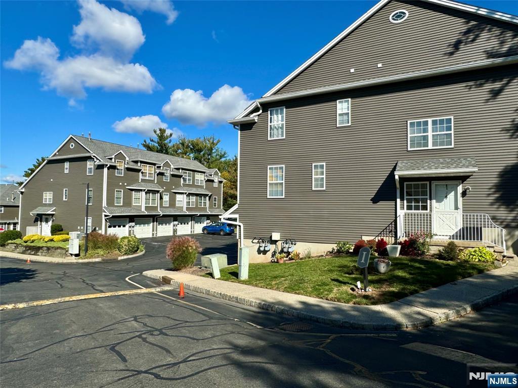 20 S Midland Avenue I3