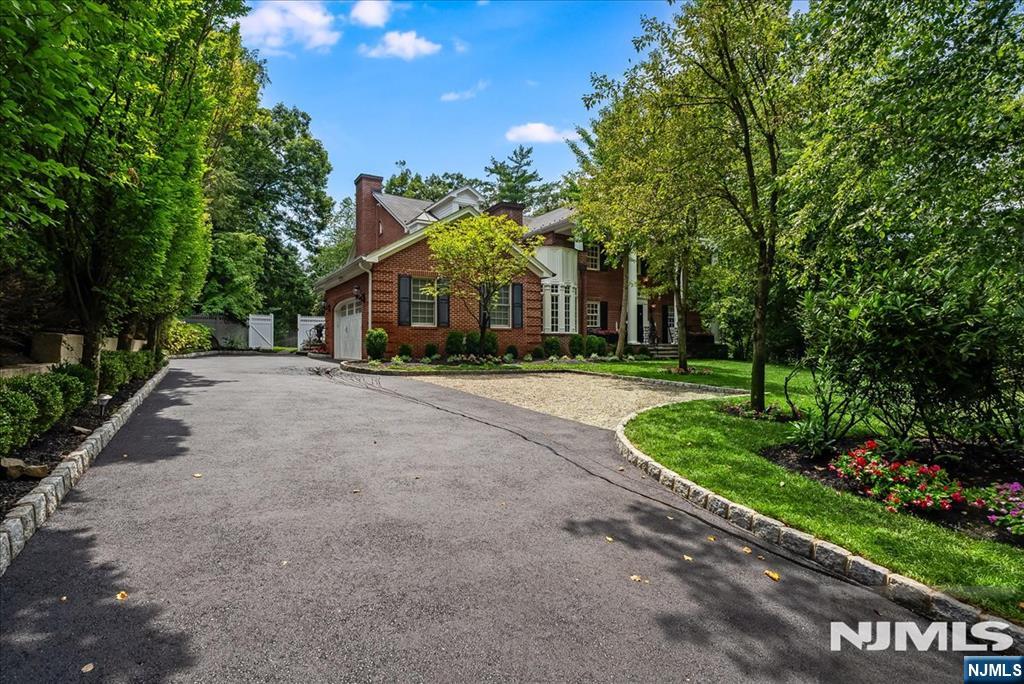294 Oakwood Road