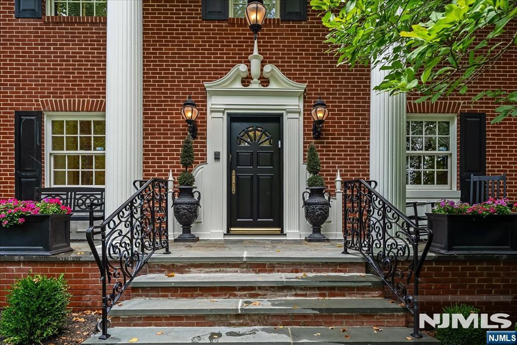 294 Oakwood Road