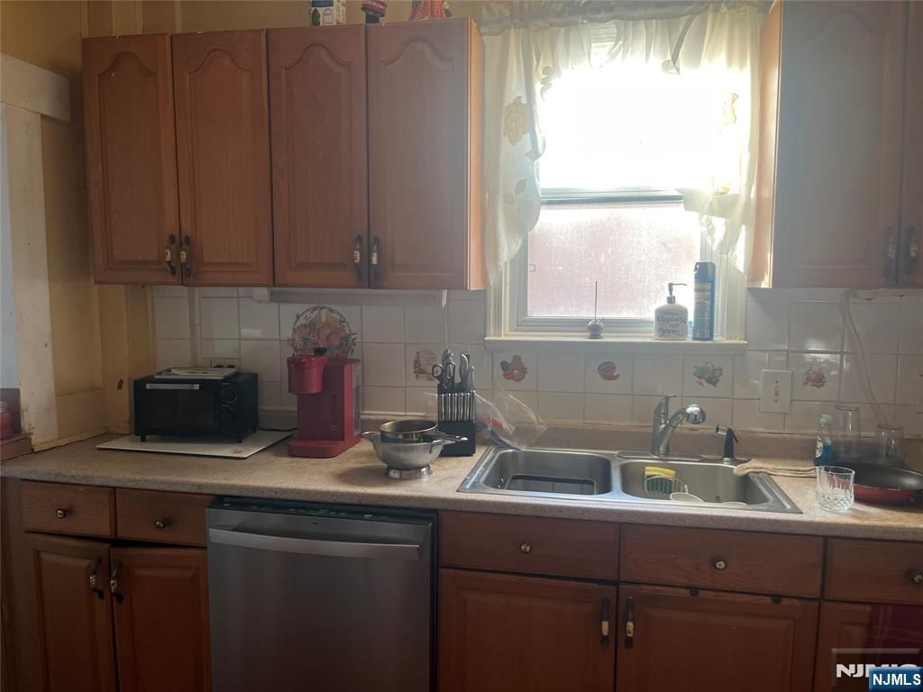 Photo of 22 W Central Ave, Bergenfield, NJ 07661 (MLS # 25037158)