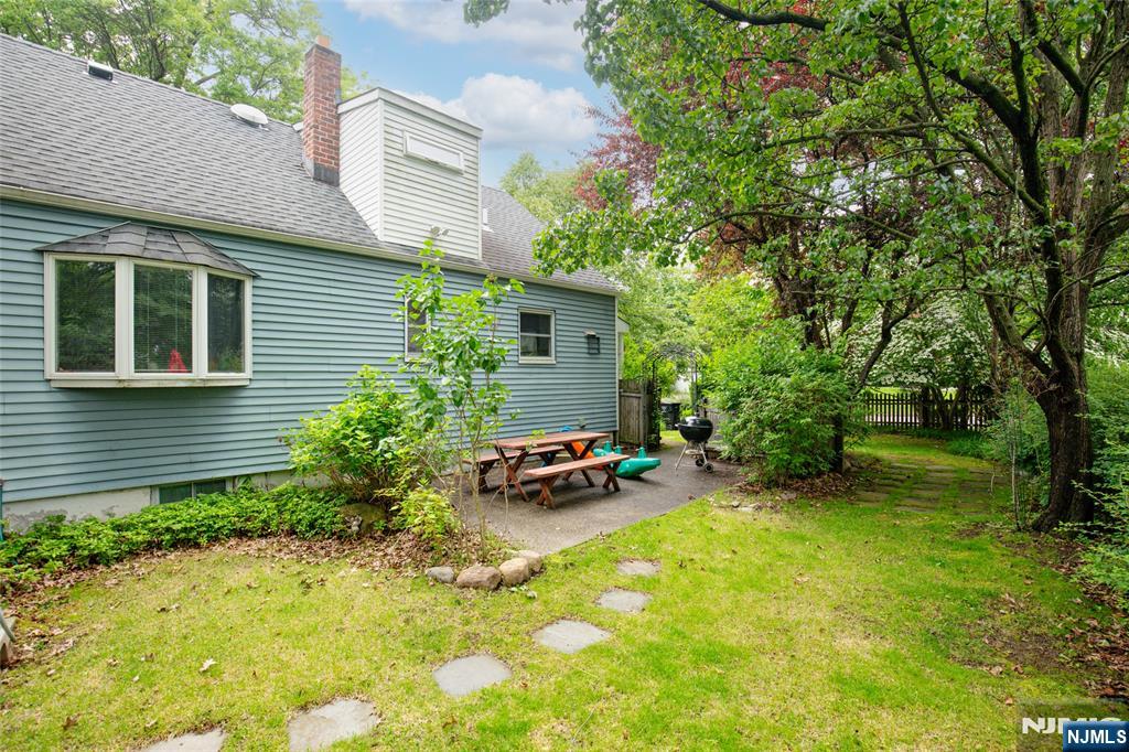 165 Hebberd Avenue