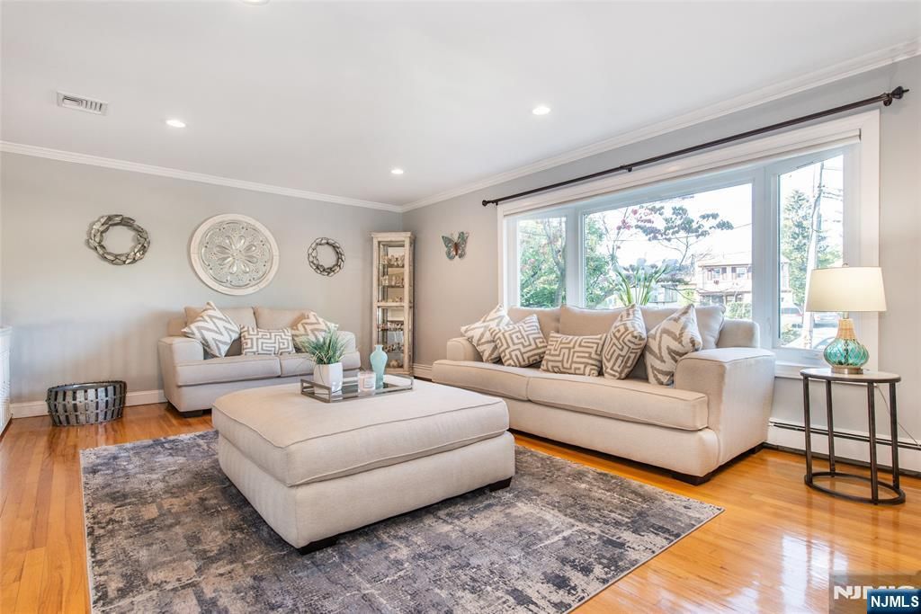 Photo of 124 Thanksgiving Lane, Clifton, NJ 07013 (MLS # 25036126)