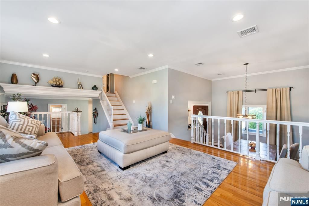 Photo of 124 Thanksgiving Lane, Clifton, NJ 07013 (MLS # 25036126)
