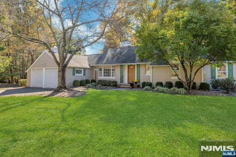 Photo of 36 Old Stone Church Road, Upper Saddle River, NJ 07458 (MLS # 26039128)
