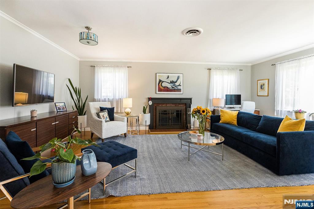 98 Totowa Road