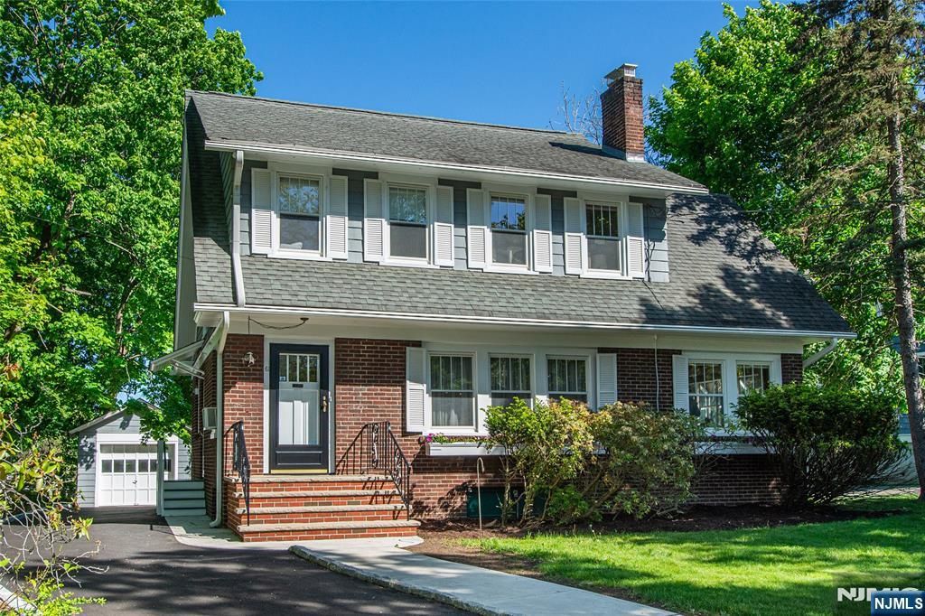 Photo of 61 Prospect Street, Verona, NJ 07044 (MLS # 26016896)