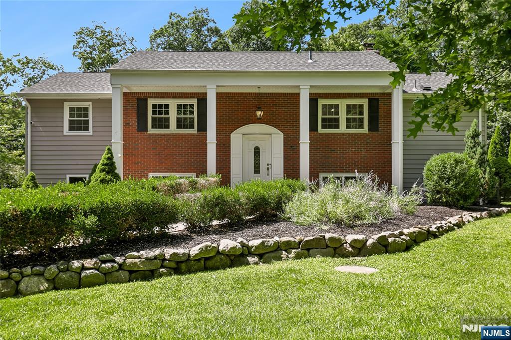 20 Hilltop Road
