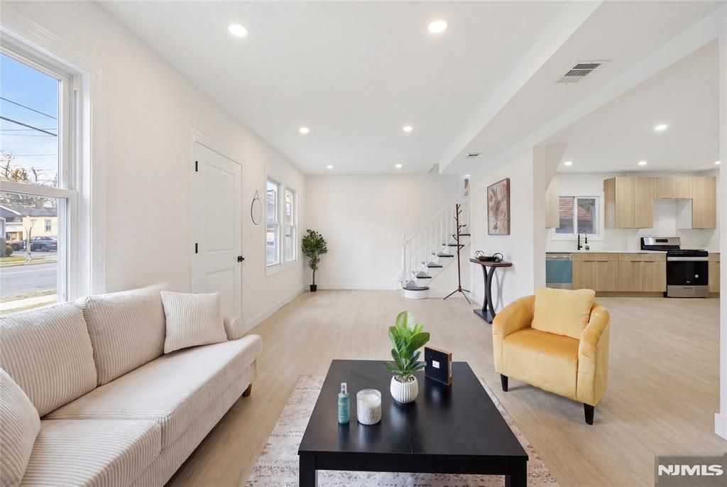 Photo of 1012 Mulford Place, Newark, NJ 07112 (MLS # 26009028)