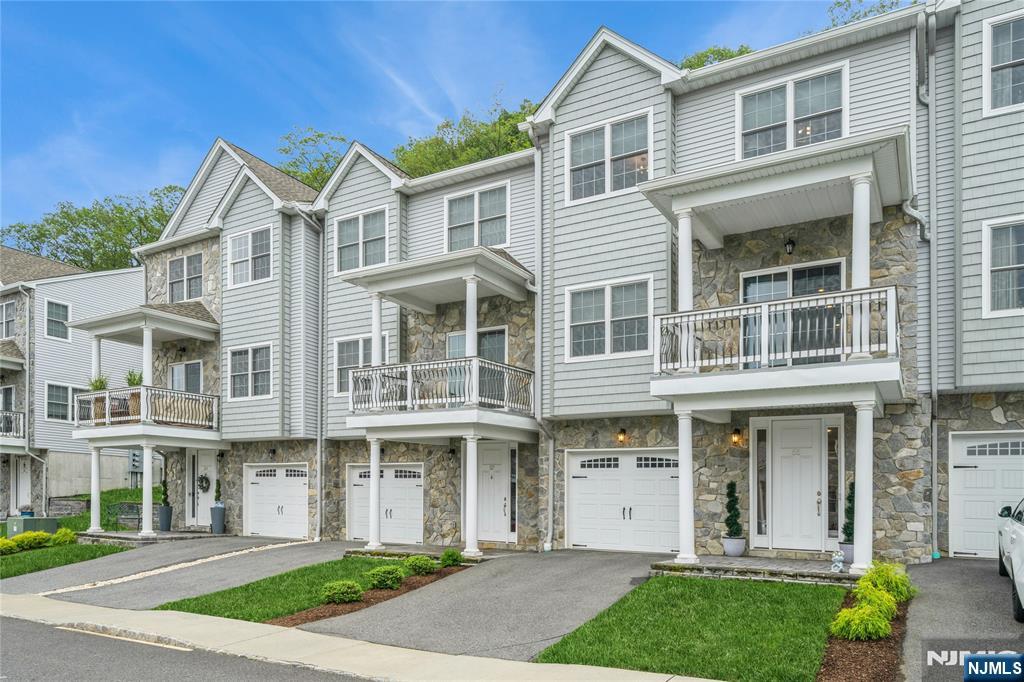 55 Halina Lane
