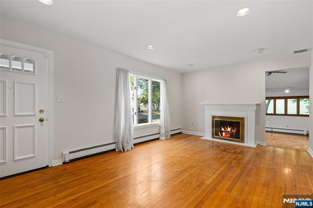 557 Monroe Court