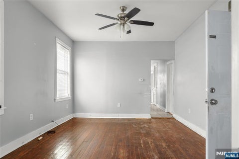 Photo of 564 Sanford #2, Newark, NJ 07106 (MLS # 26034443)