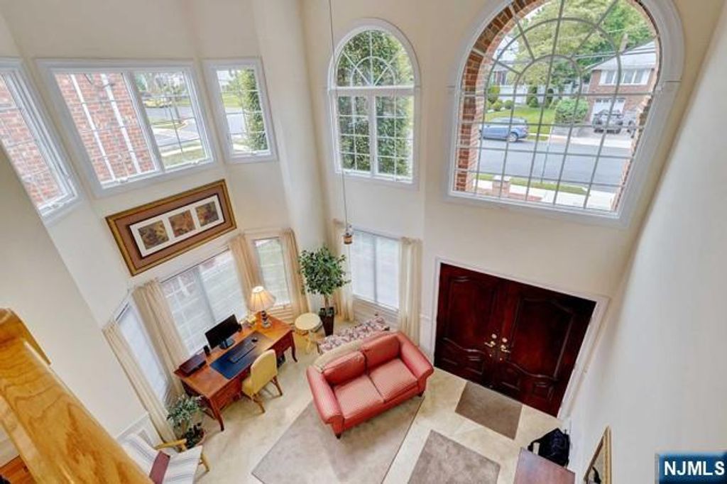 Photo of 604 Abbott Avenue, Ridgefield, NJ 07657 (MLS # 24050570)