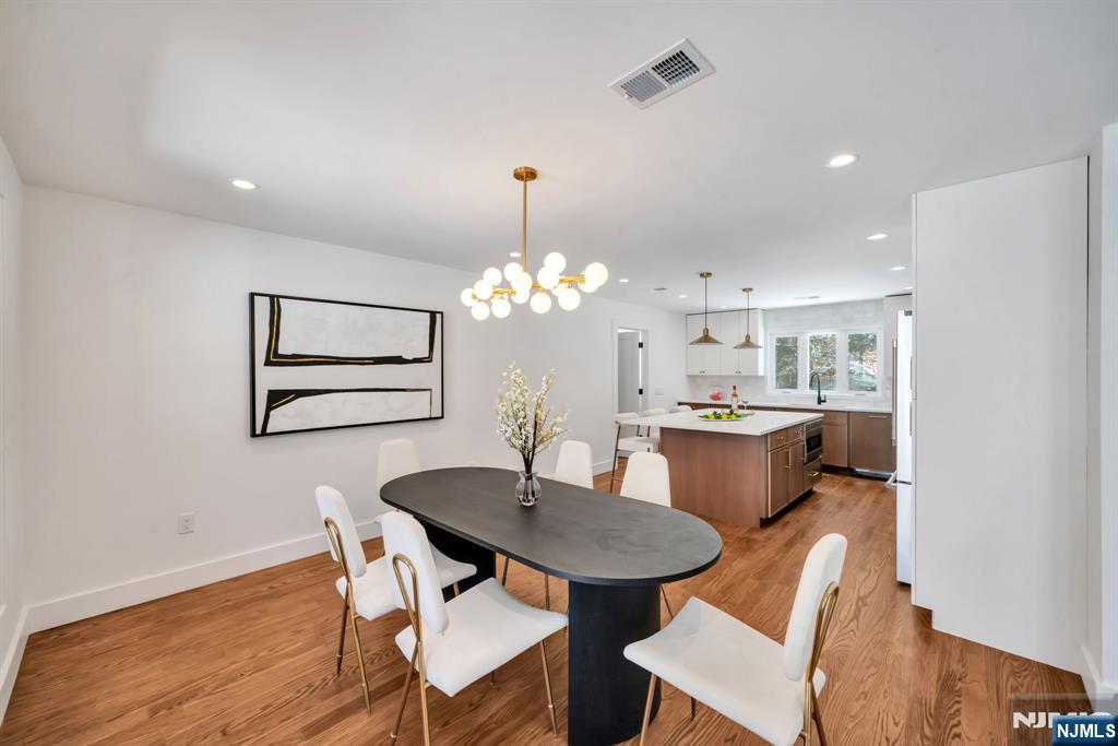 368 Knickerbocker Road