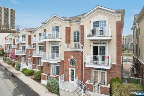 7706 Marine Road 117 North Bergen NJ 07047