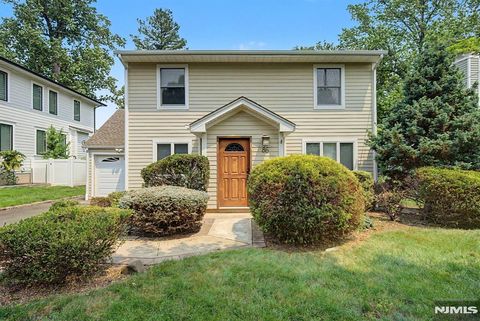 Photo of 86 Hazelton Terrace, Tenafly, NJ 07670 (MLS # 26023883)