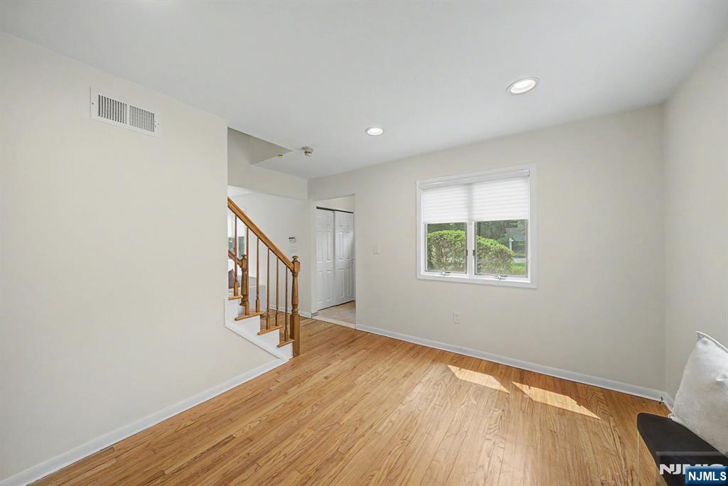 86 Hazelton Terrace
