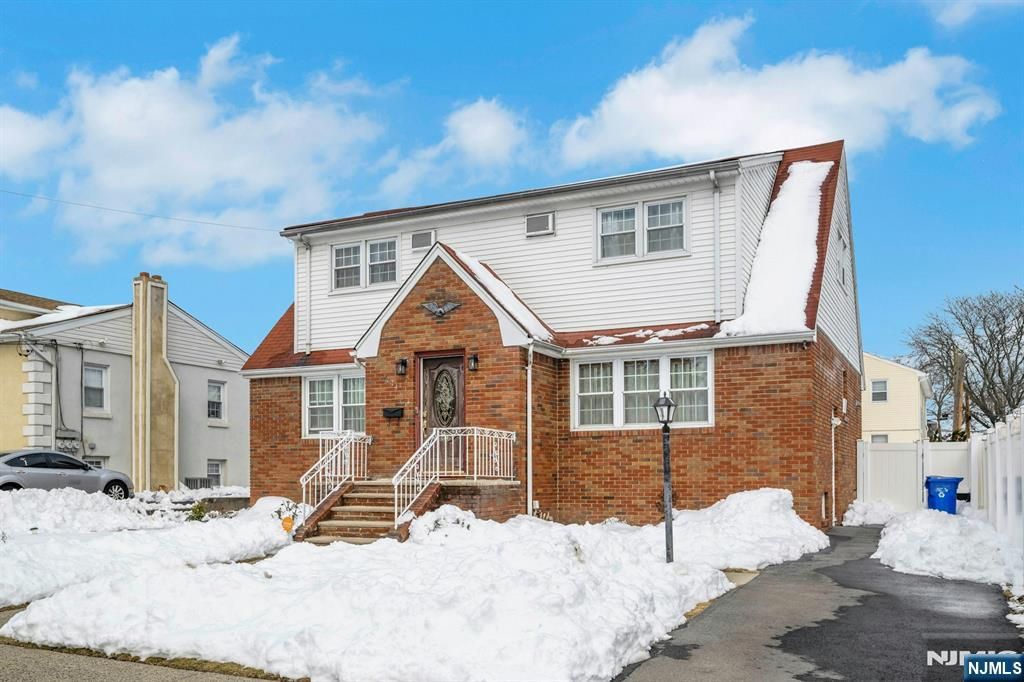 Photo of 224 Rossiter Avenue, Paterson, NJ 07502 (MLS # 26006523)