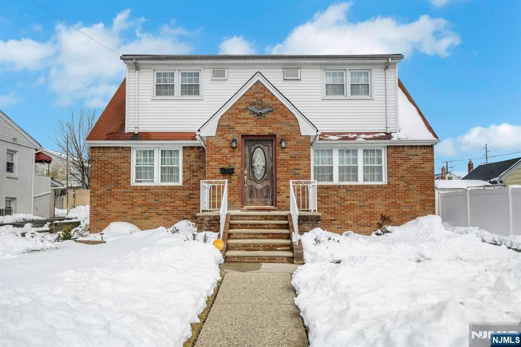 Photo of 224 Rossiter Avenue, Paterson, NJ 07502 (MLS # 26006523)