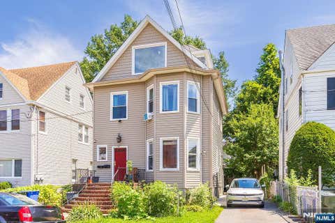 Photo of 81 Chestnut ST #2nd floor, Rutherford, NJ 07070 (MLS # 26029706)