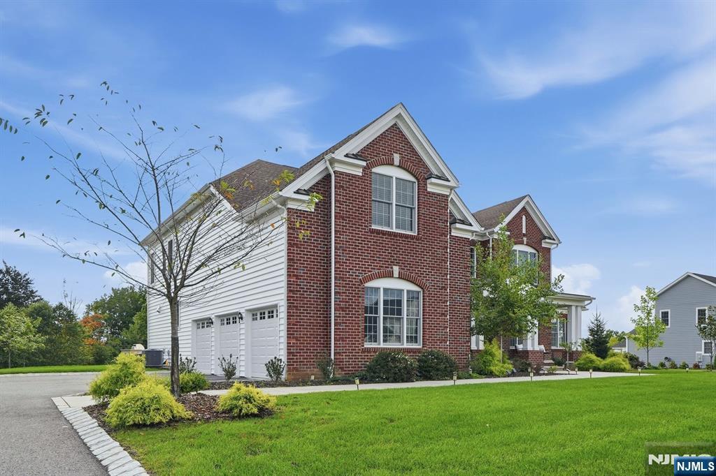 73 Woodmere Road