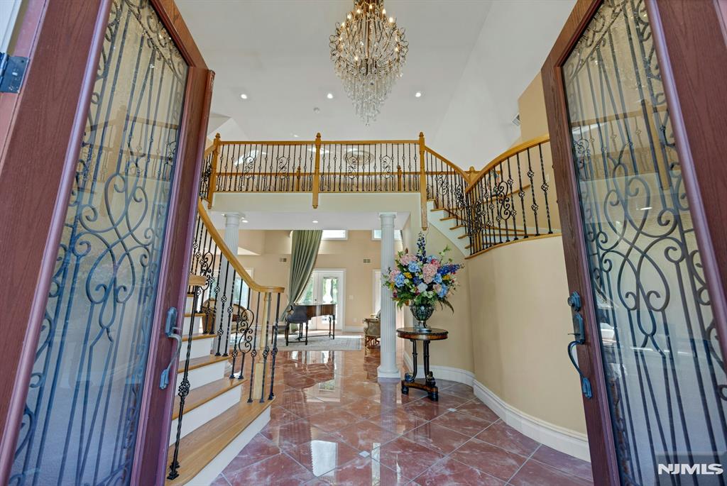 252 Mabel Place