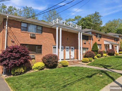 Photo of 7 Colonial Drive #7L, Little Falls, NJ 07424 (MLS # 26018531)