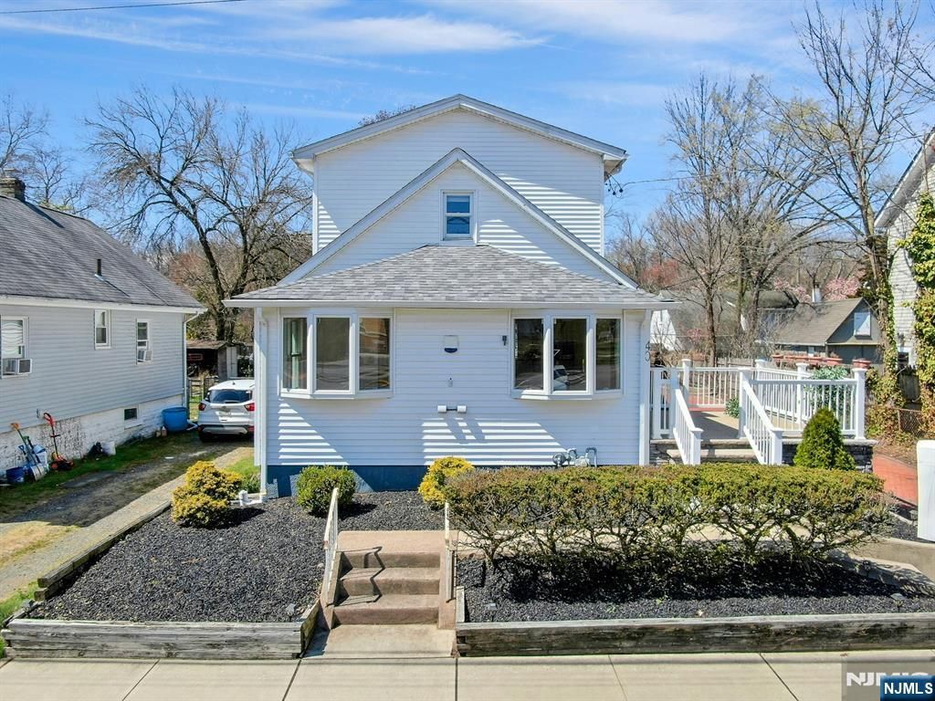 Photo of 40 3rd Avenue, Westwood, NJ 07675 (MLS # 26010920)