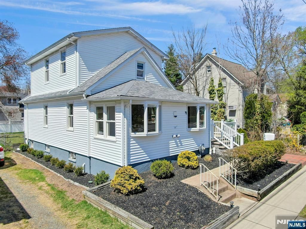 Photo of 40 3rd Avenue, Westwood, NJ 07675 (MLS # 26010920)