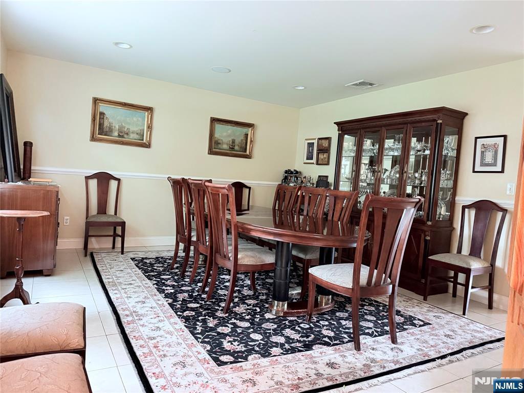 376 Willard Road