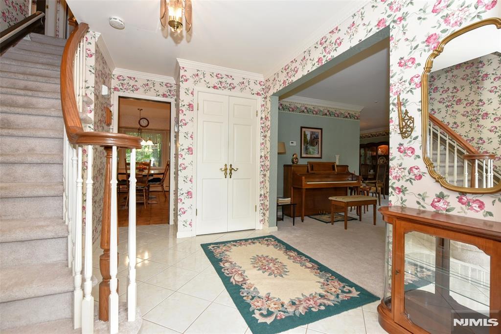 20 Pleasantview Drive