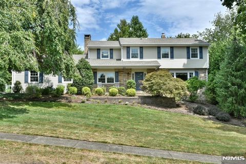20 Pleasantview Drive North Haledon NJ 07508