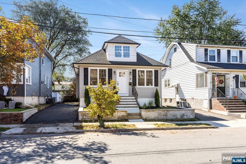 Photo of 8 McKenzie Avenue, East Rutherford, NJ 07073 (MLS # 25035030)