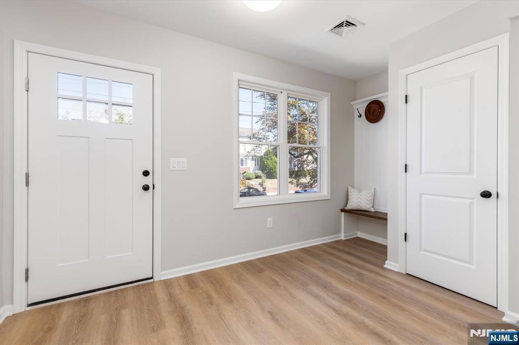 8 McKenzie Avenue
