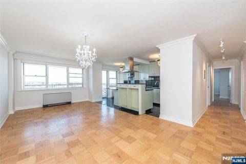 Photo of 6600 JFK Blvd E BLVD #19K, West New York, NJ 07093 (MLS # 26021855)