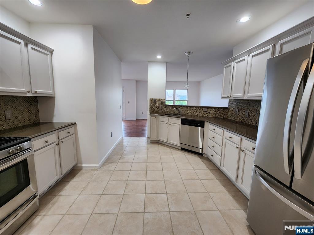 326 The Promenade 326