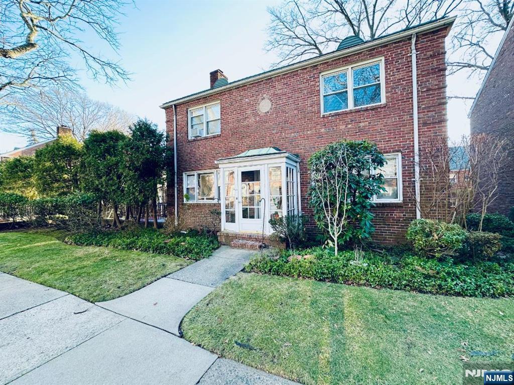 Property for Sale at 151 E Palisade Avenue A14, Englewood, New Jersey - Bedrooms: 3 
Bathrooms: 4  - $450,000
