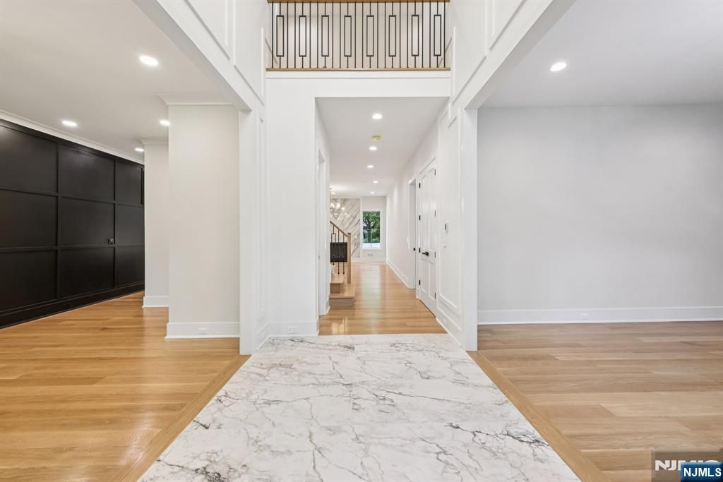 Photo of 92 Benton Road, Paramus, NJ 07652 (MLS # 25033580)