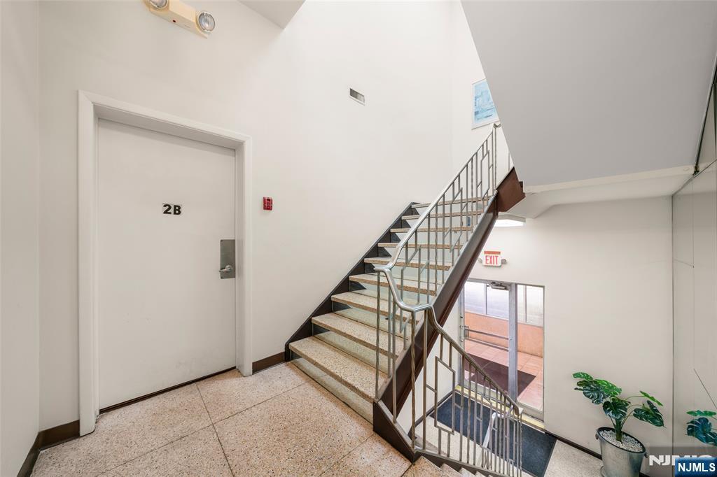 2083 Center Avenue 3A