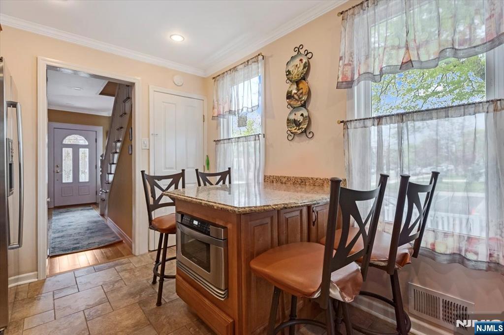 21 Grant Avenue